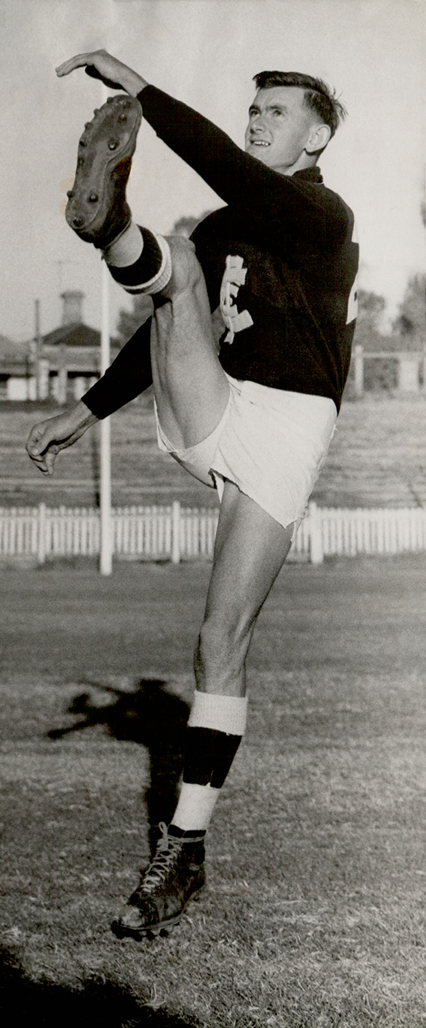 Tom Carroll goal kicking practice 