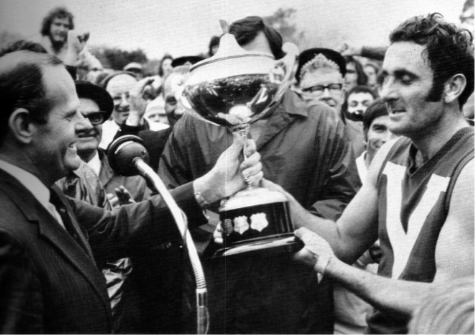 1972 AUST. Championship Match - Nth Adelaide's Bob Hammond receives the cup.